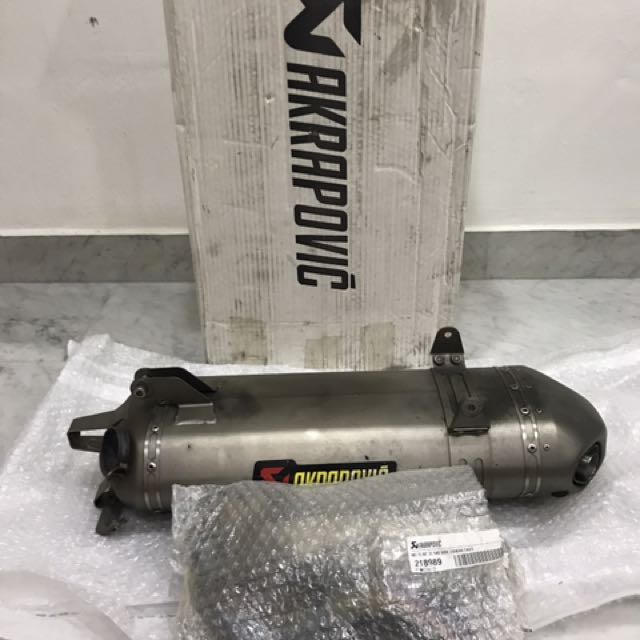 690 hotsell duke akrapovic