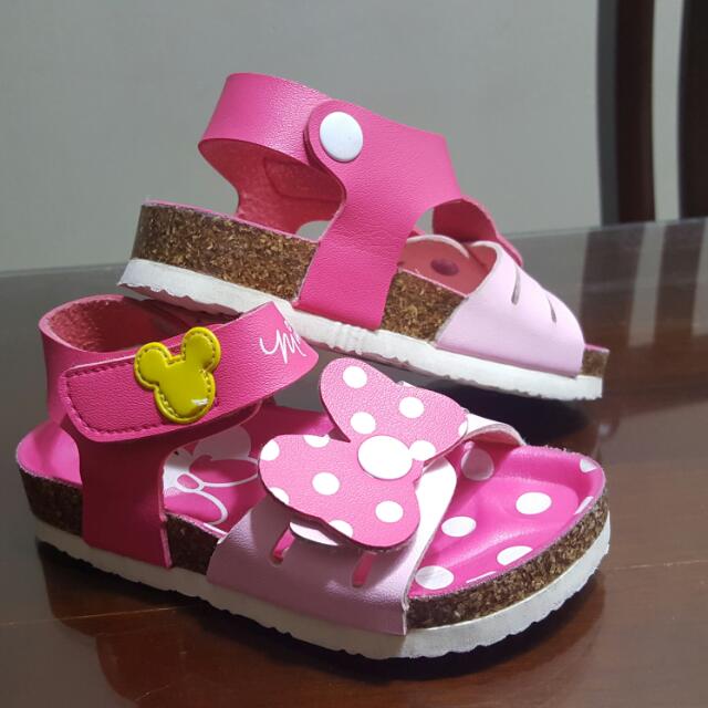 minnie mouse sandals