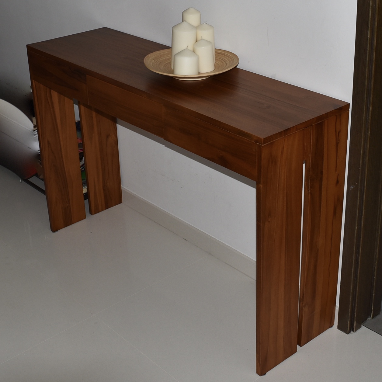 Scanteak shop console table