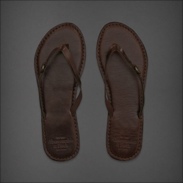 abercrombie and fitch flip flops womens