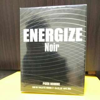 Energize Noir, Laurelle London