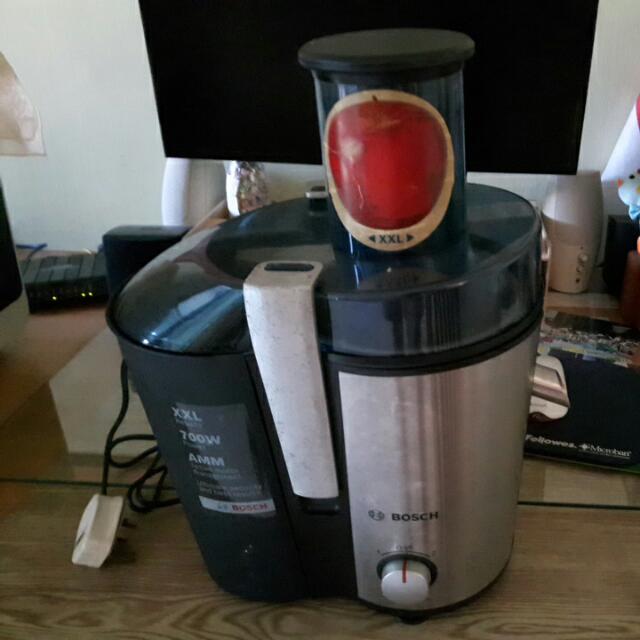 Bosch Fruit Juicer, TV & Home Appliances, Kitchen Appliances, Juicers