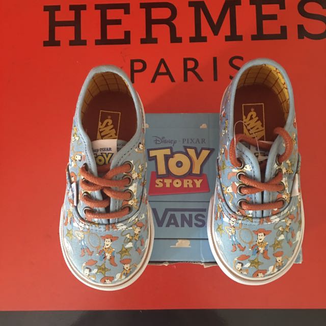 Vans toy story 2025 paris