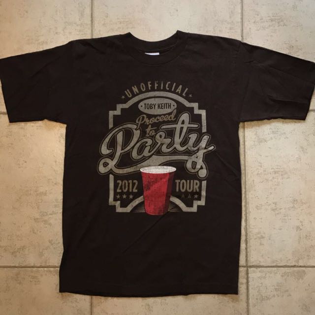 best place to buy band t shirts