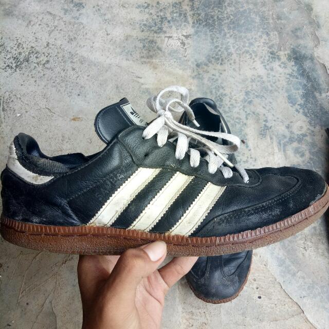 adidas samba or gazelle