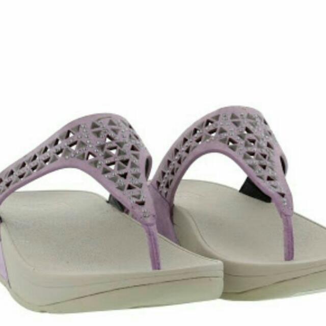 Authentic Fitflop Carmel (Category: Slippers and slides) located in Calamba. Submitted by mel013 (Listing ID 109463392, Image 1). Description: .