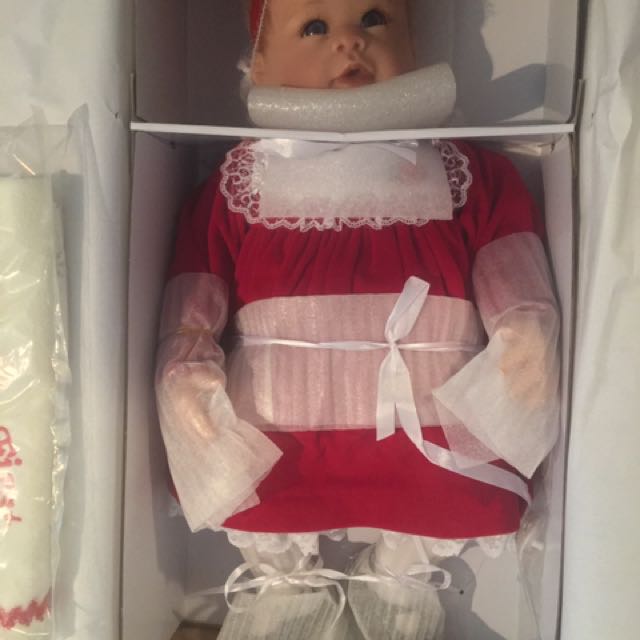 ashton drake christmas dolls