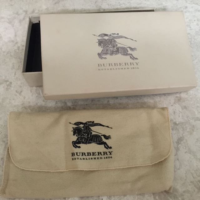 Burberry wallet gift box online