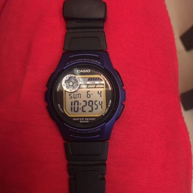 Casio Illuminator Watch (Category: Men's Watches) located in Mandaluyong City. Submitted by evram14 (Listing ID 109337137, Image 3). Description: .