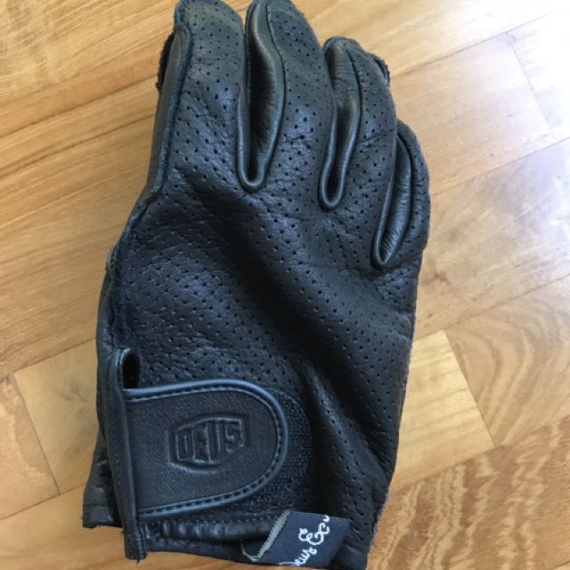 Deus ex machina gloves sale