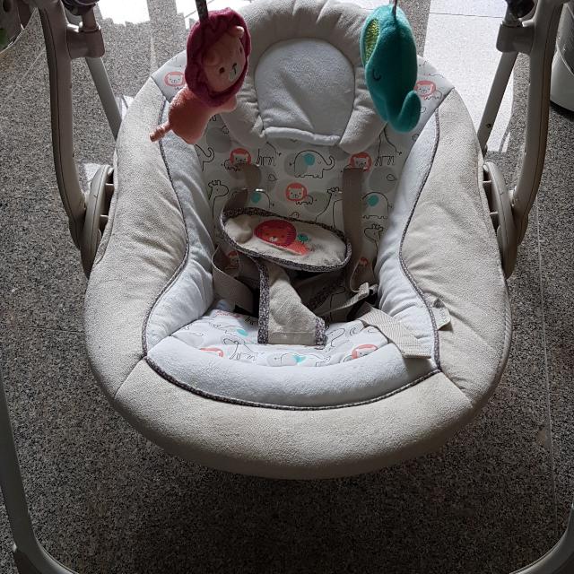 automated baby rocker