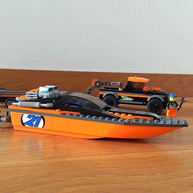 Lego racing on sale boat