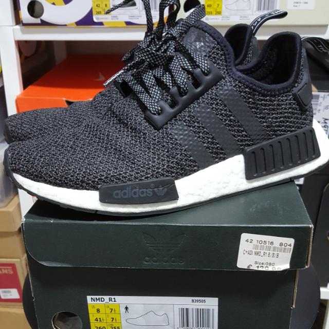 nmd r1 footlocker
