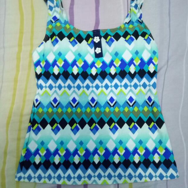 Swimwear Top (Category: Sleeveless) located in Manila. Submitted by eeceec (Listing ID 109445737, Image 2). Description: Swimwear Top (with pad) Used Only Once.