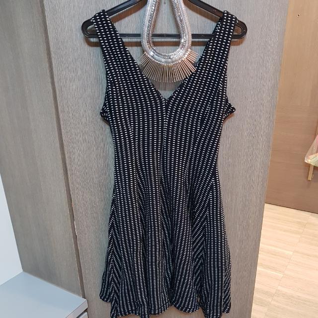 zara black and white knit dress