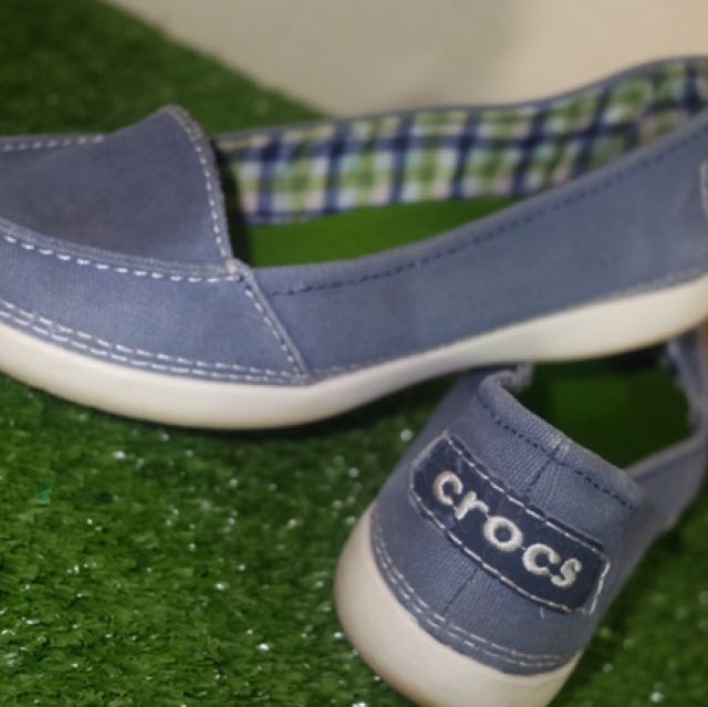 cdg crocs