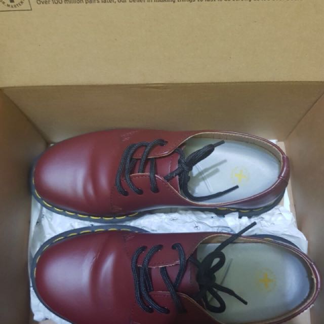 dr martens red cherry low cut