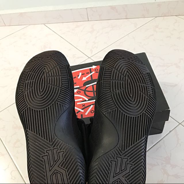 Kyrie 2 blackout new arrivals