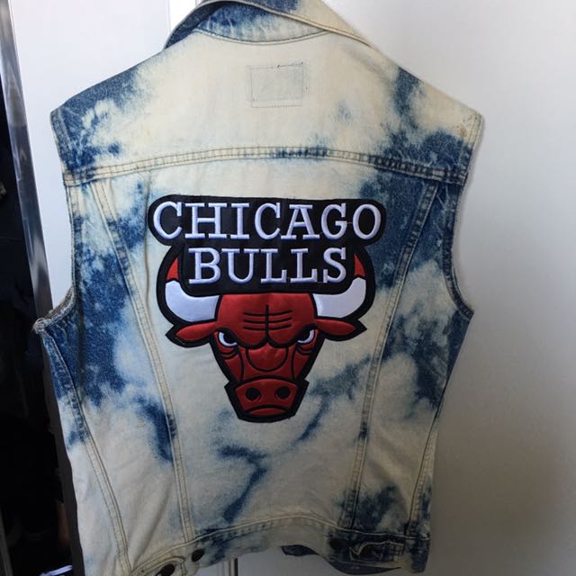 levis chicago bulls jacket