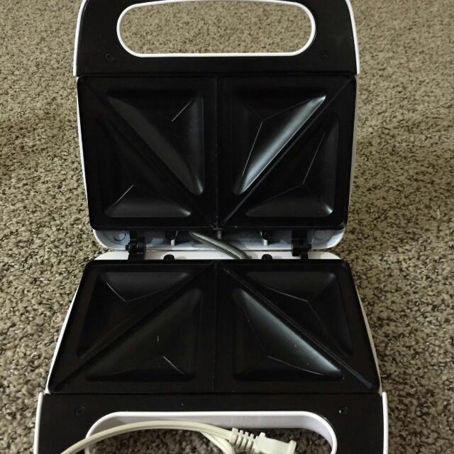 Rival Sandwich Maker, TV & Home Appliances on Carousell