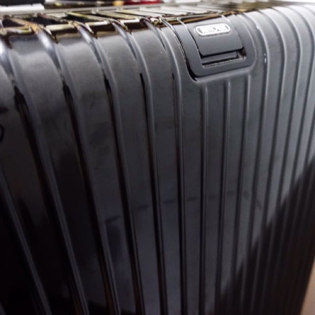 rimowa salsa deluxe 32