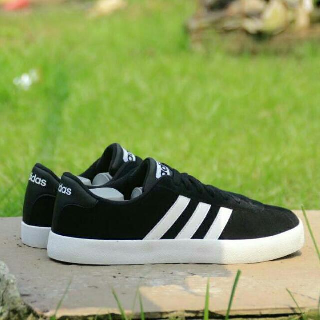 adidas neo classic