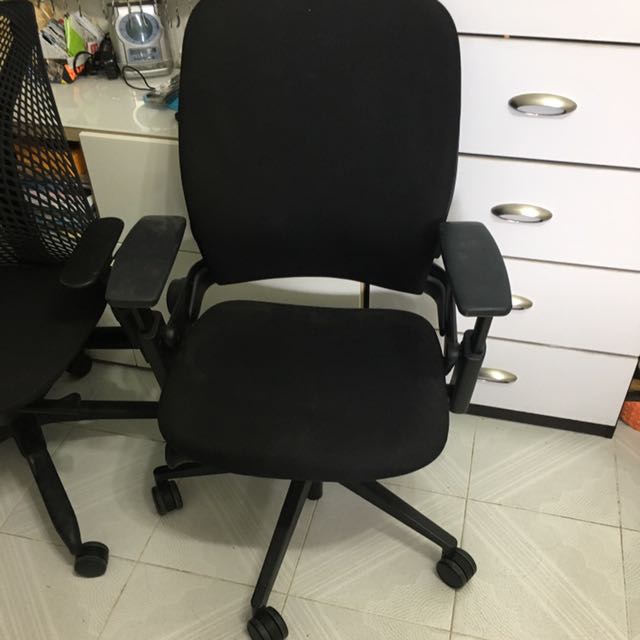 Steelcase leap Carousell