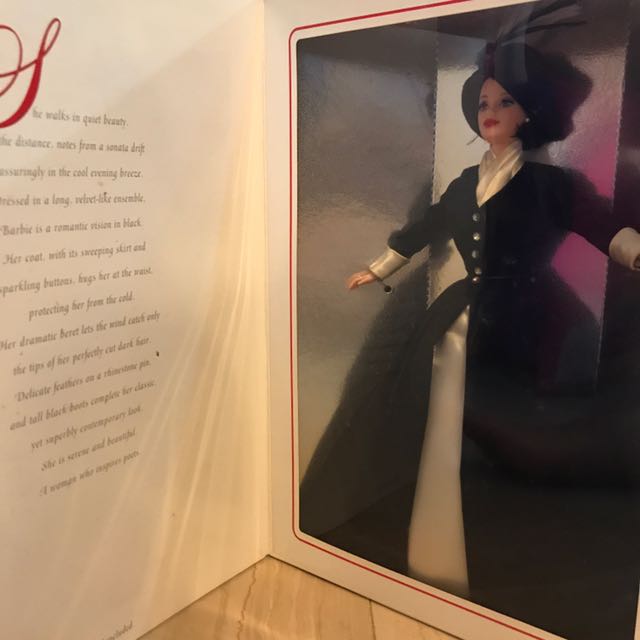 Classique Collection Romantic Interlude TM Barbie Collector Edition