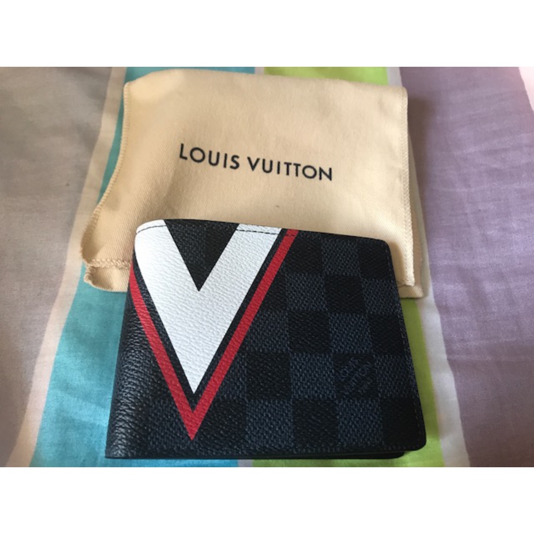 Louis Vuitton (LV) Men Wallet (America&#39;s Cup 2017) edition, Luxury, Bags & Wallets on Carousell
