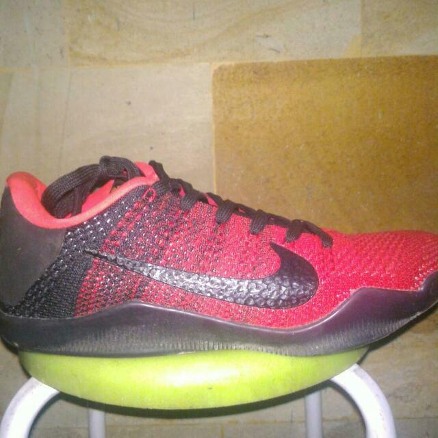 sepatu basket kobe 11