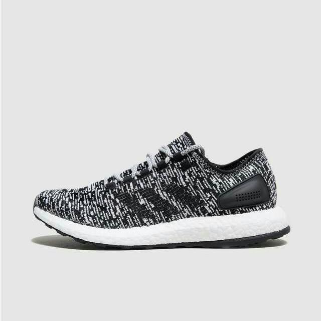 Pure boost oreo hot sale