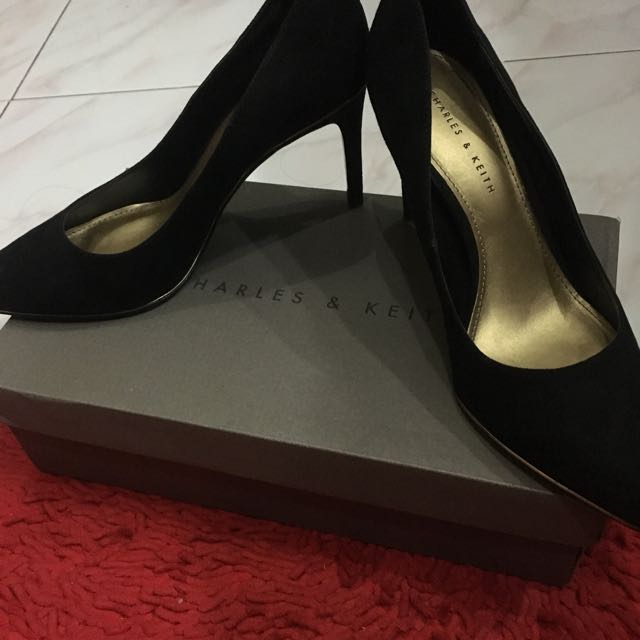 Charles Keith Pointed Pumps Heels Women S Fashion Women S Shoes On Carousell