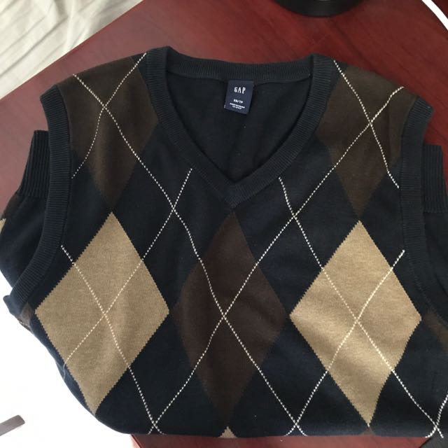 gap sweater vest