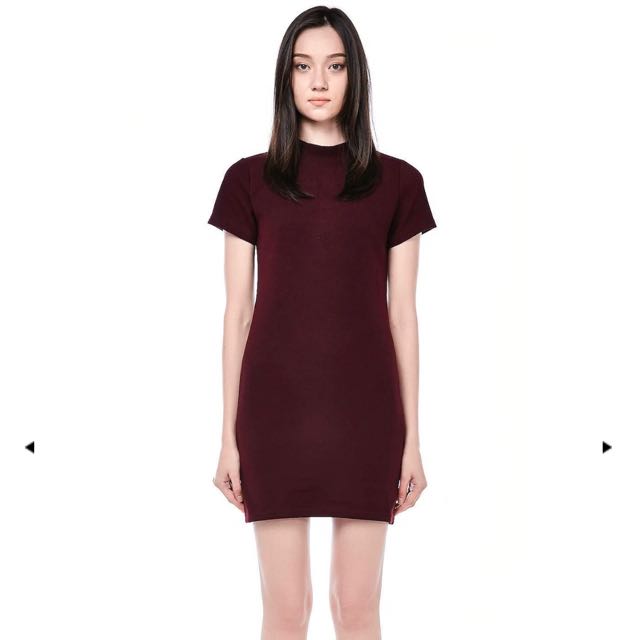 maroon fitted dress