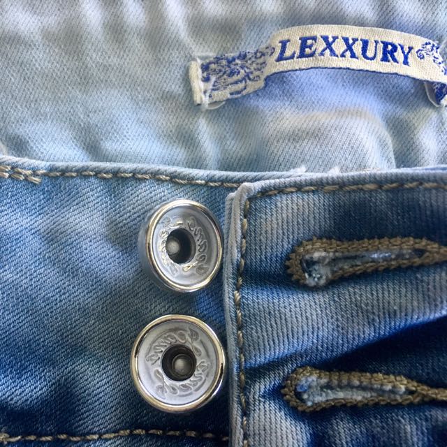 lexxury jeans canada