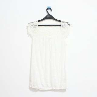 👯Pretty White Top