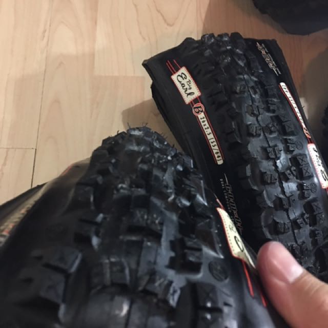 Bontrager Big earl tires 26x2.5 Carousell