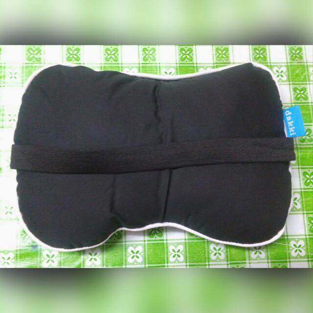 Dakki car on sale headrest pillow