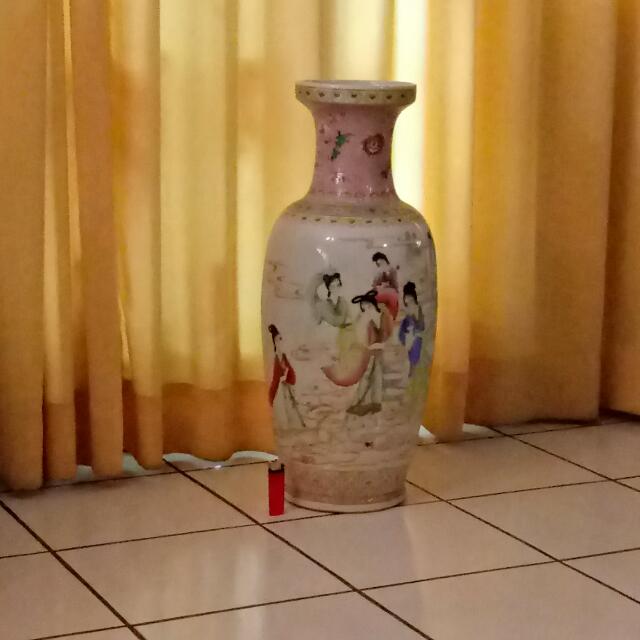 Guci Keramik  Cina Antiques Collectibles on Carousell