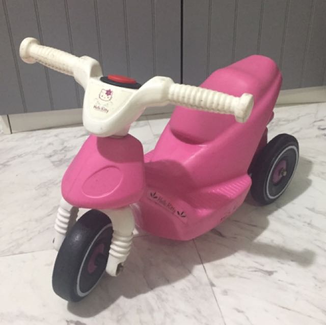 Hello kitty balance bike online