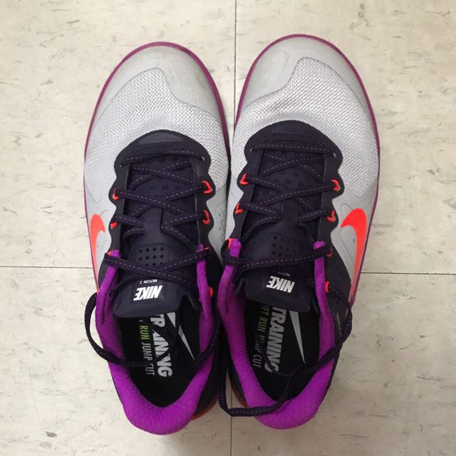 nike flywire training shoes womens