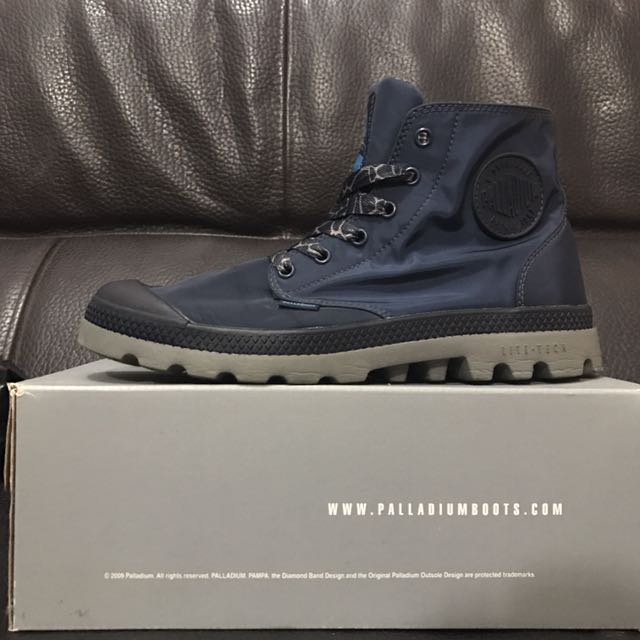 PALLADIUM PAMPA PUDDLE LITE WP Carousell