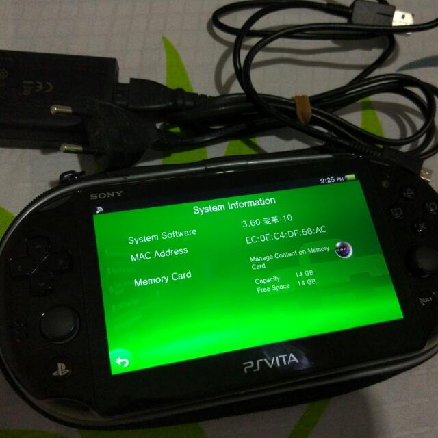 Console sony ps vita slim 3.60 henkaku enso + sd2vita 32go à Toulouse