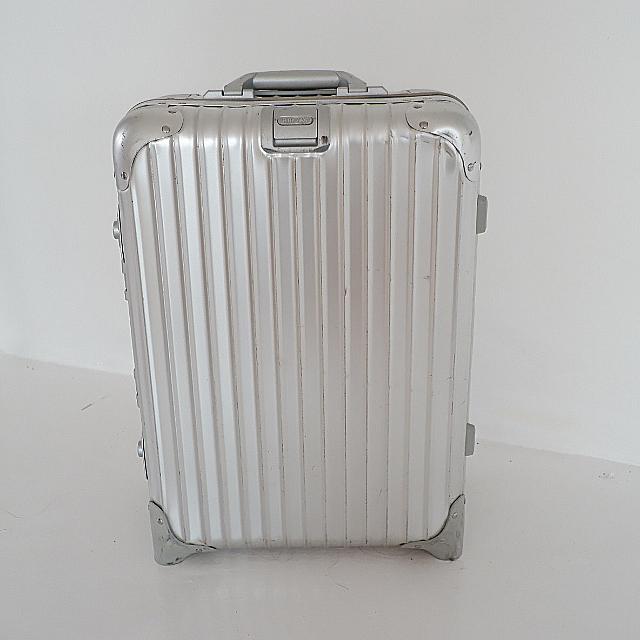 rimowa 2 wheel cabin