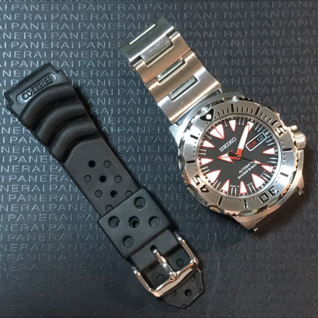 Seiko deals blood monster