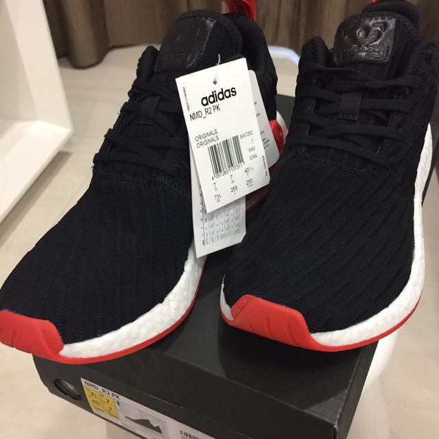 Adidas nmd r2 store primeknit black red