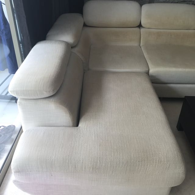 Give Away Used Sofa Free Furniture Sofas On Carou