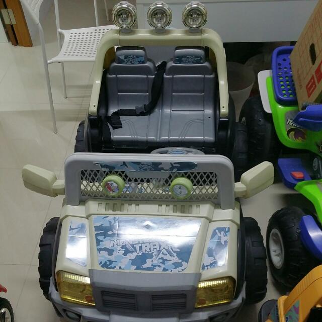 Monster Trax Kids Motorised Car, Hobbies & Toys, Toys & Games on Carousell