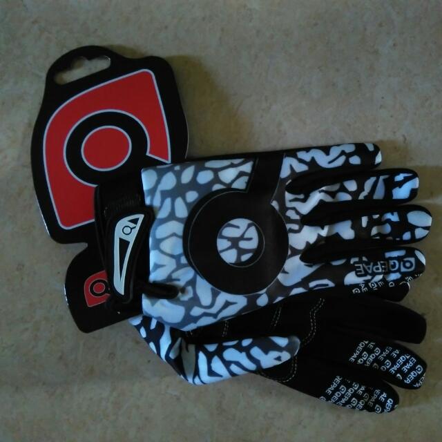QEPAE MTB FULL FINGER GLOVES Sports Equipment Bicycles Parts Bicycles on Carousell