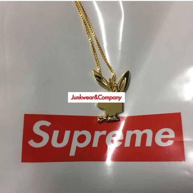 Supreme playboy cheap bunny necklace